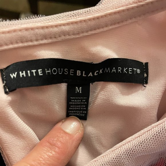 White House Black Market Pink and Red embroidered sleeveless top Medium - Picture 4 of 6